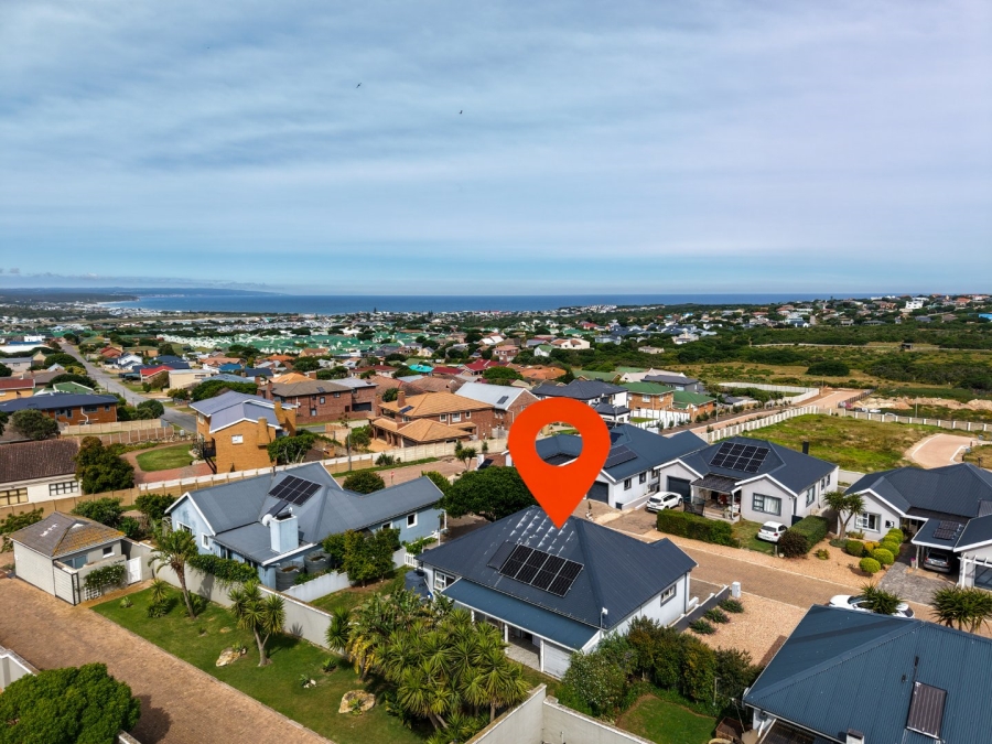 3 Bedroom Property for Sale in Stilbaai Wes Western Cape